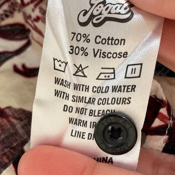 Cotton Blend Floral Short Sleeve Button Down Shirt/Blouse Ivory, Red, Blue, M - Picture 9 of 12